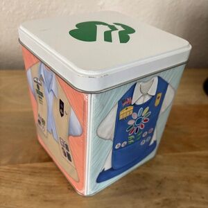 Girl Scout Tins 2 different vintage